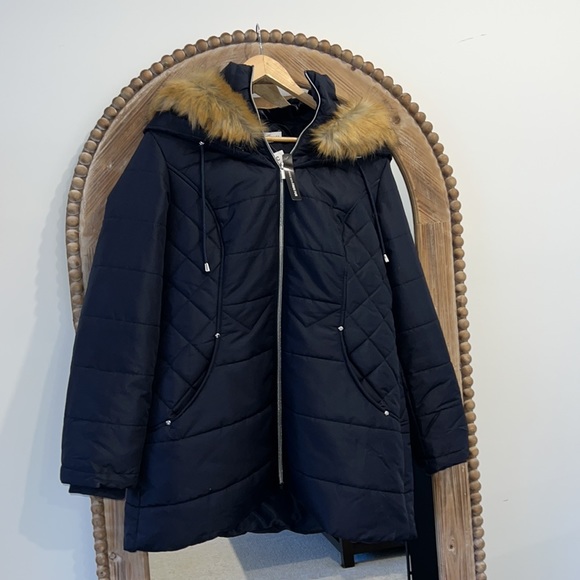 Susan Graver Water Resistant Quilted Puffer Jacket with Hood - Stormy Night - Picture 3 of 8